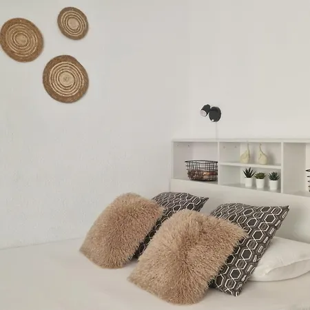 Acogedor Estudio, Piscina Y Vista Mar,